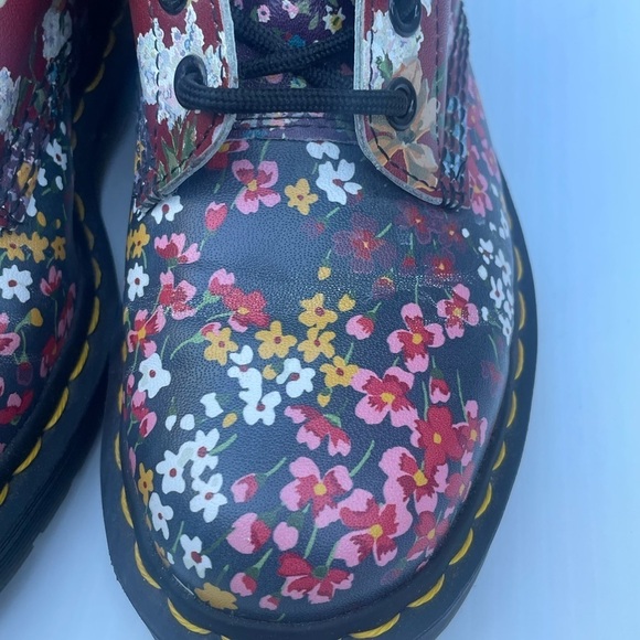 Dr. Martens 1460 Pascal Floral Clash Backhand Lace Up Combat Boots - Picture 6 of 11
